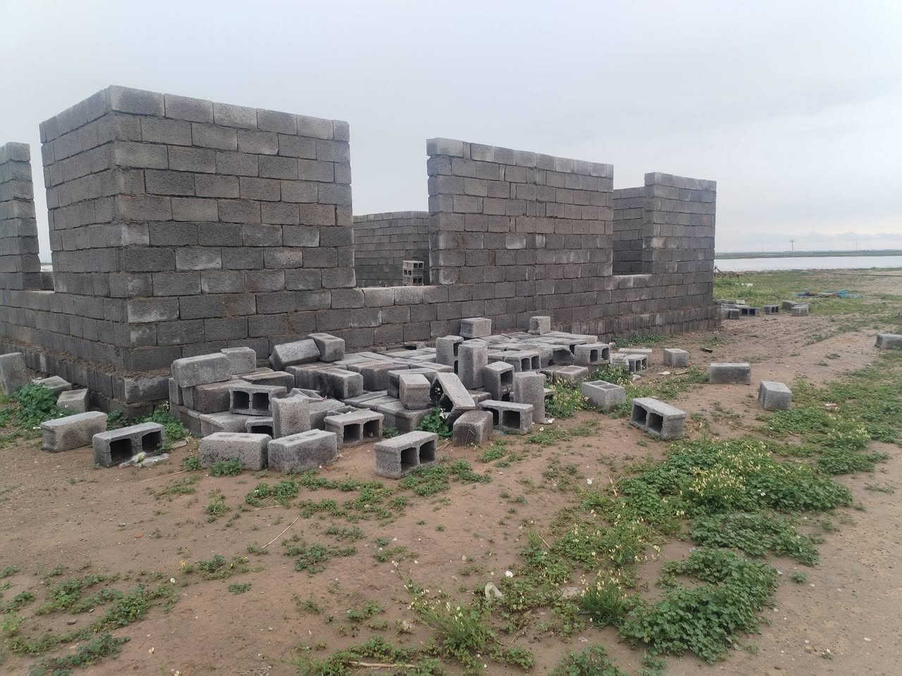 الدال على الخير كـ فاعله
لمن يود التجارة مع الله 

مسجد واصل حد الرباط لمن يريد المساهمة 

***********
