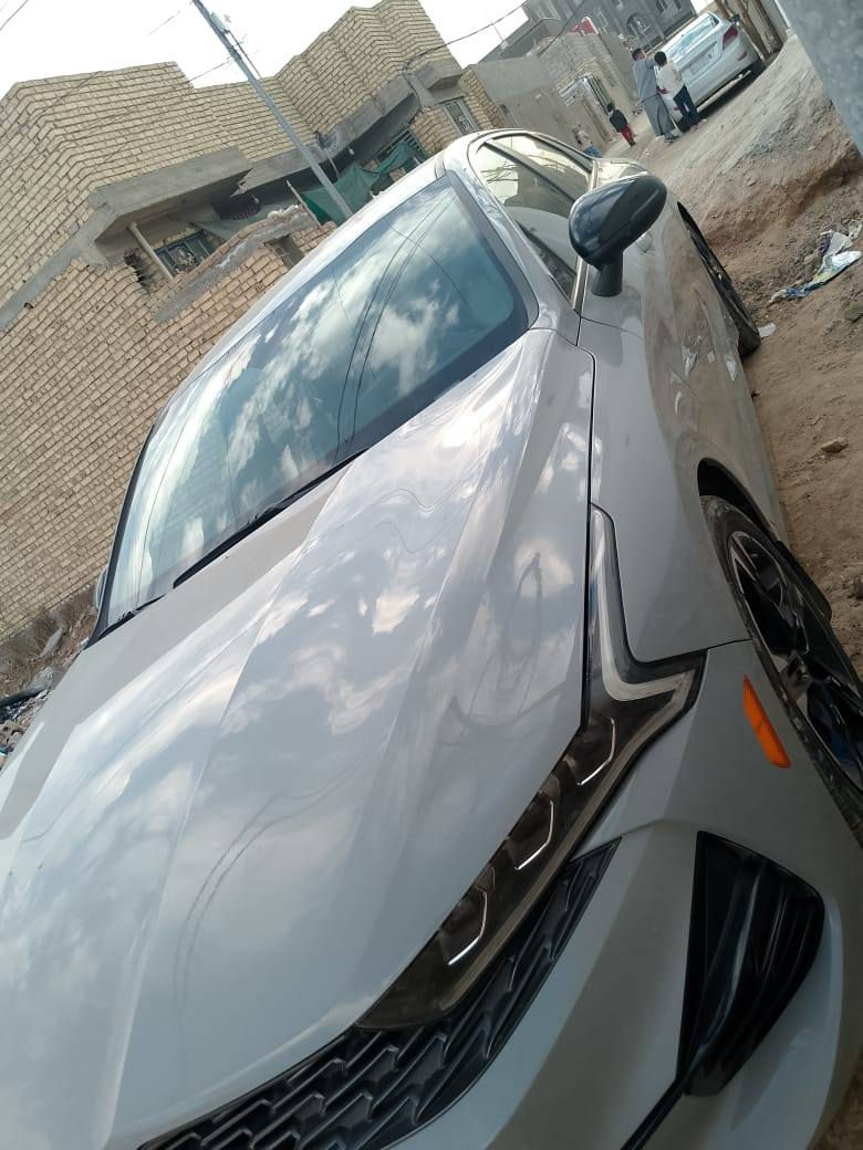 سلام عليكم كي فايف البيع موديل 2023  حره مثني ضربته بس بك لايت الوره الباقي مكفول بصمه فول مدور ثاني يوم سعر 200وبيه مجال شعدك سياره مروس ترهم اتصل او رسلني ***********
