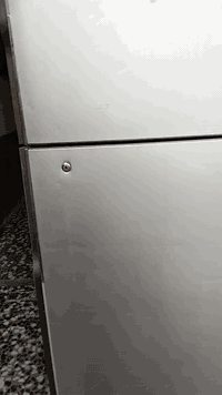 ***********ثلاجه هيتاشي 22قدم شغاله علفحص تجميد فول سعرها 200 مدينه الصدر يوجد توصيل
