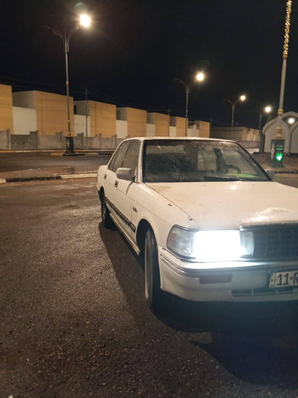 السلام عليكم ورحمة الله وبركاته سوبر سيدان موديل ١٩٩٠ يسرى بلادي رقم بغداد رقم  جديد سنويةلل٢٠٣٠ السيارة محرك ٢٥٠٠ كير اوتوماتيك جدد السيارة بدون صبغ ماعدا الجاملغ الأمامي جاهزة من كلشي مكان السياره كربلاء السعر ٥٨ وبيها شوية مجال رقم الهاتف ***********
