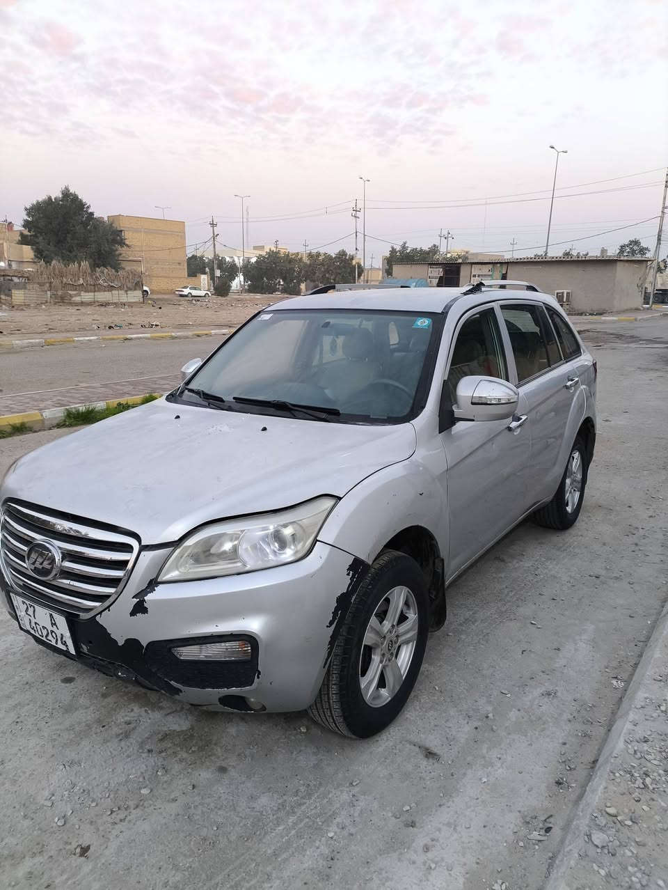 سلا عليكم للبيع ليفان x60 2016 سياره كفاله عامه ماشيه 116 حقيقي مكينه كير جدد تبريد شغال تتدفه شغاله شاشه كامره كشنات جلد تحكم بلمري سنتر لوك شغال حداديه جديده تخم تاير جديد رقم ذي قار بسمي دولي  مكاني كوت سعره 62 وبيه مجال تحياتي ***********
