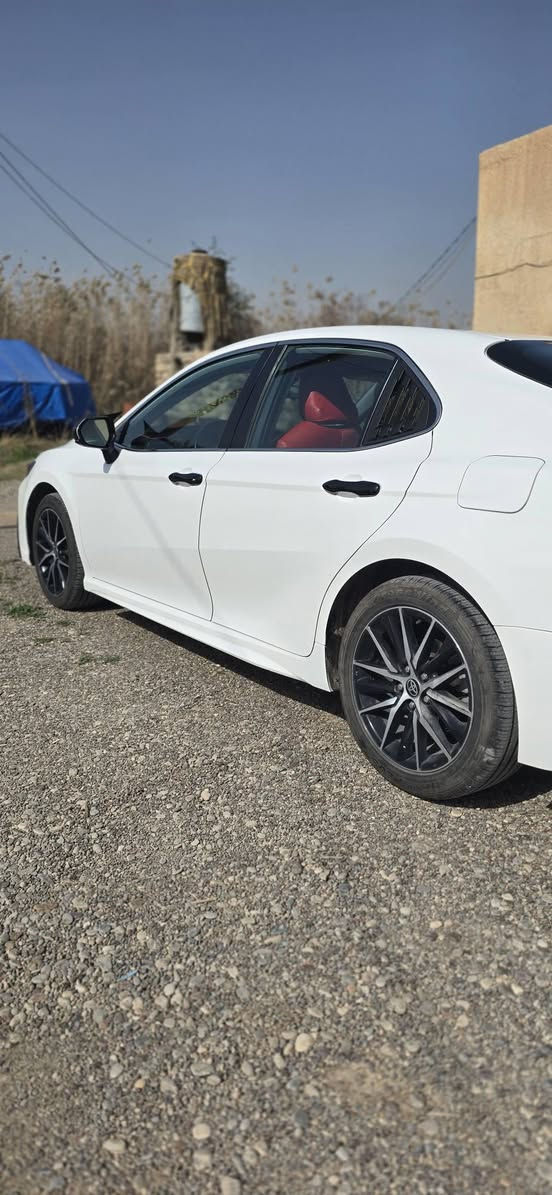 السلام عليكم 
تويوتا
كامري SE 2021 للبيع واريد امريكي 

الضرر ثلاث قطع موضح بالصورة ضرر خفيف بدون دواخل 

اللوحة اربيل, خصوصي

اللون أبيض

مادة المقعد قماش

عدد المقاعد 5

الكاميرا الخلفية

مثبت السرعة

شاشة

نظام فرملة الطوارئ

مصابيح زينون الأمامية

المصابيح الأمامية ليد

تحذير مغادرة المسار

تحذير من الاصطدام الأمامي

السعر 20,500 يعني 205 شدتين وخمس اوراق 
الموقع صلاح الدين قضاء العلم 
الهاتف 
*********** مصطفى
