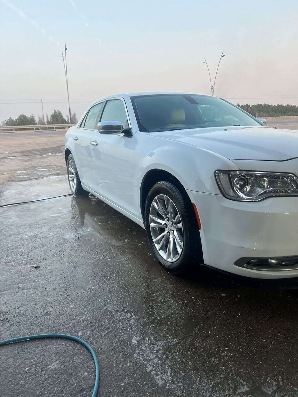 السلام عليكم 

اوباما 2016 وارد كندي ضرره في العراق
رقم اربيل سنويه جديده رقم جديد حداديه جديده
الحادث تبديل مدكر امامي+باب سايق+باب خلف سايق تعديل دوسه السايق بدون ارباك امامي 
سياره مواصفات C يعني فول 1/1
السعر 205. وبيها مجال 
رقم التليفون :***********  متوفر واتساب وشريحه
