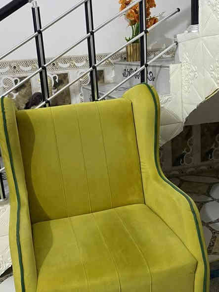 السلام عليكم تخم للبيع كراسي 2 وقنفه ام 3 225 وبي مجال المكان ناصريه مركز قرب مستشفى التركي ***********
