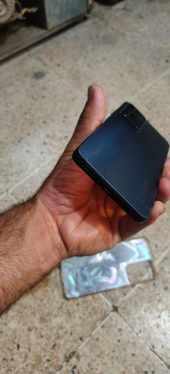سلام عليكم  جهاز لبيع Redmi Note 11 Pro+ 5G
جهاز شرط ما مفتوح
سعره 225 بي مجال شي بسيط للطيبين
مكاني موصل ايسر قوبه قرقوين يم جسر سادس
*********** بي واتساب
