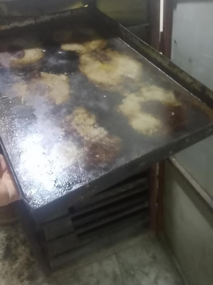 للبيع ميز تسكا خماره وصواني وطاوليات وتانكي نفط مكاني نجف اليحب يستفسر التواصل علئ الواتساب ‭0783 921 2216‬
