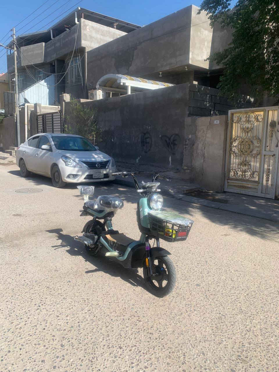 سلام وعليكم دراجه حجم 14للبيع دراجه جديده صارلي شهرين من ماخذه من الوكيل دراجه نضيفه كلش كلشي شغال دراجه تاخذه ما تصرف عليه السعر 300بيه مجال حك جيه الرقم ***********موجود واتساب
