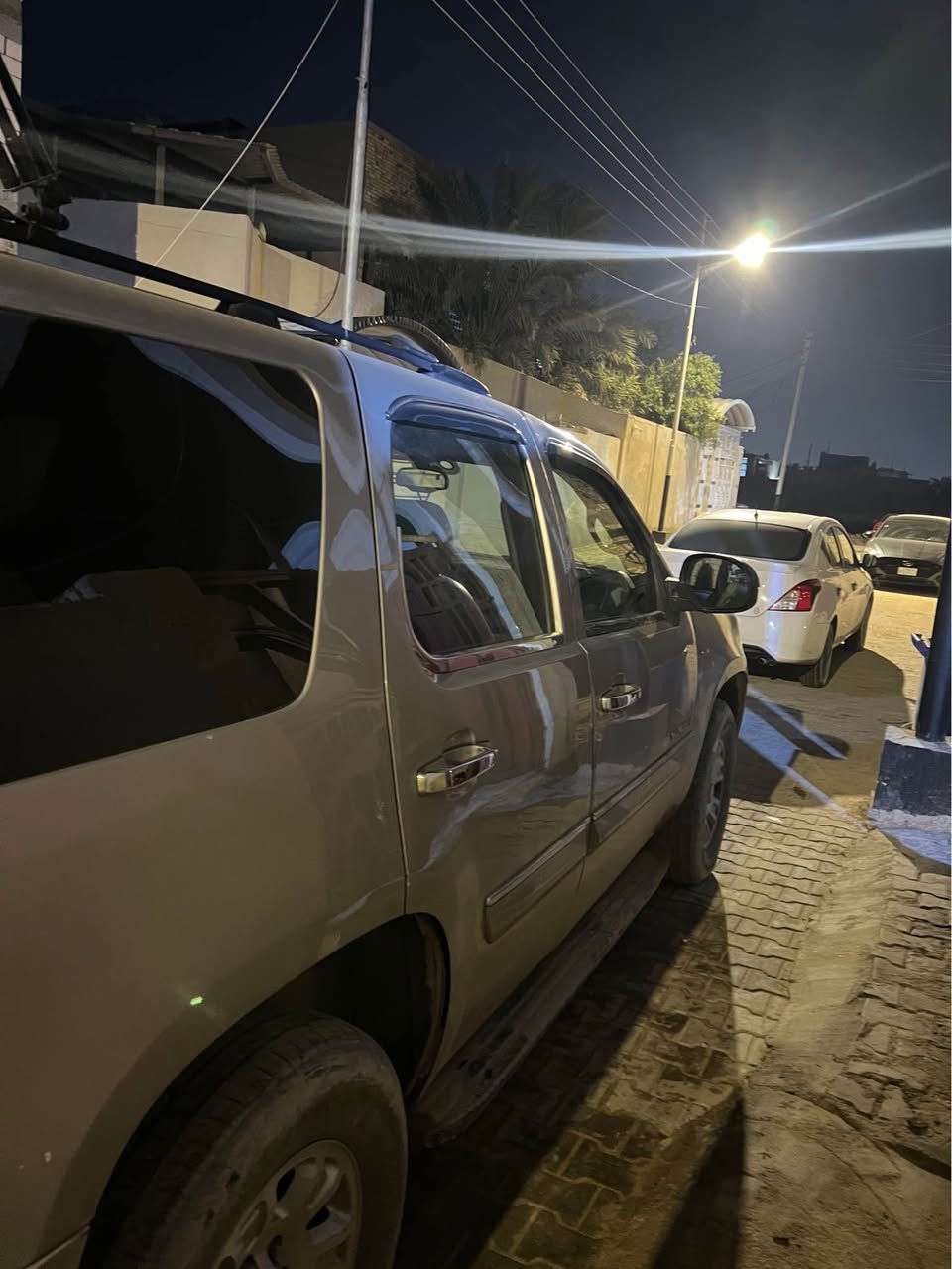 سلام عليكم جئ أم سي موديل ٢٠٠٨ وارد كندي سيارة مصبوغ كله حداد كله جديد محرك وكير مكفول باقي تفصيل ع اتصال *********** أو *********** Singapore
