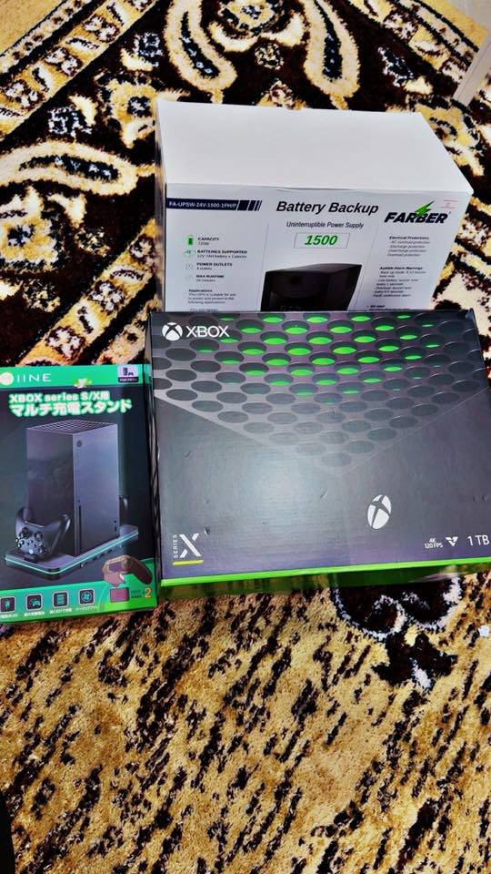 جهاز XBOX SERIES X جهاز استعمال قليل وياة ملحقات كاملة من جوستك عدد2 اصليات وبطاريات
ويوبي اس1500
وستاند اكس بوكس ومبرد وشاحن و سماعة رأس
محيطية
للتواصل على الرقم التالي: ***********
العنوان الانبار الرمادي📍
