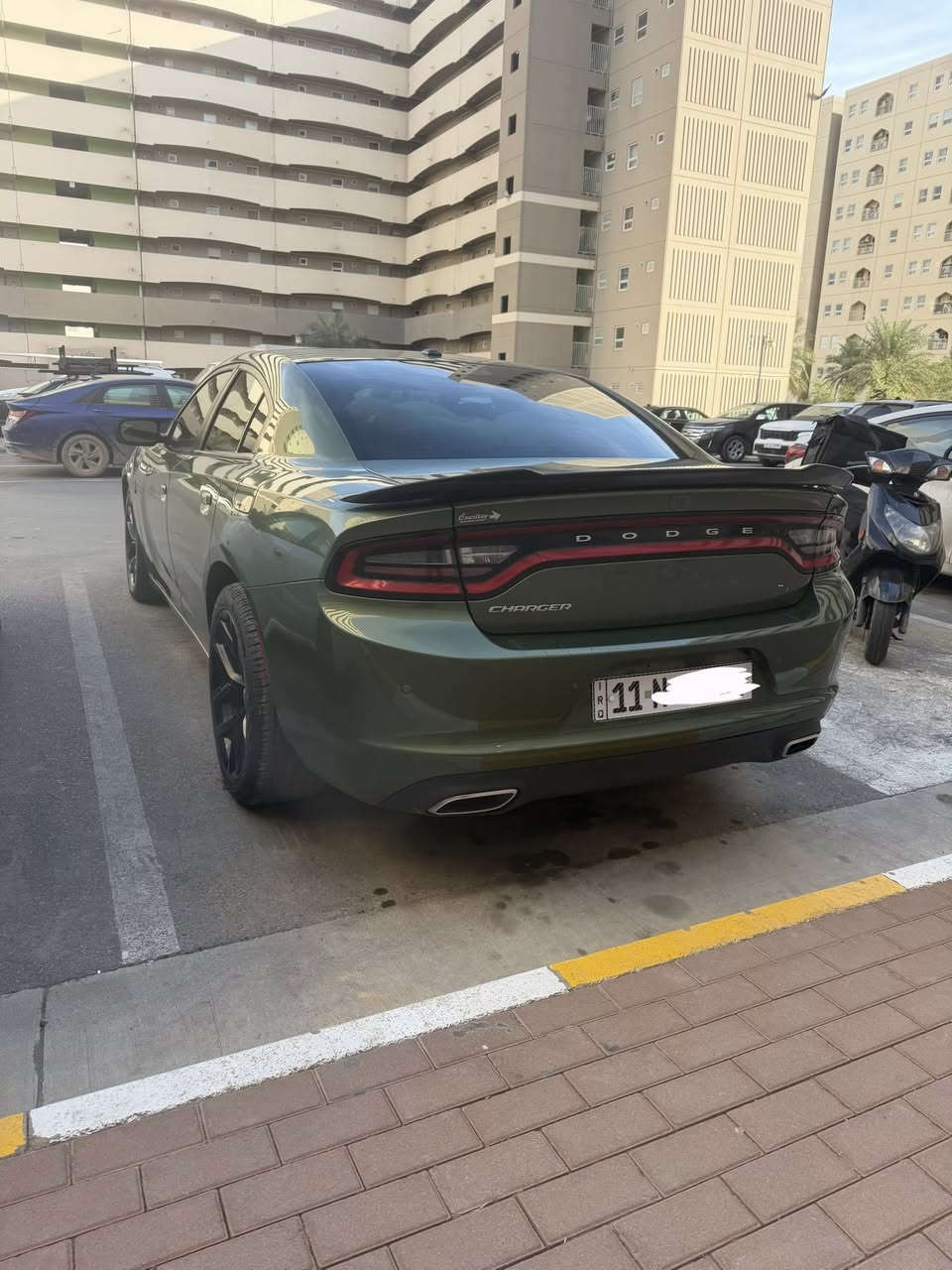 السلام عليكم للبيع چارجر لون مميز زيتوني 
موديل 2022 sxt
صور الحادث موضح بلمنشور
سياره جاهزه من كلشي 
تخم تاير جديد 
ادامه عامه 
ماشيه 79
بيها طخه عكس السايق مصلحه 
السعر 215
سكن بغداد شقق بسمايه
***********
