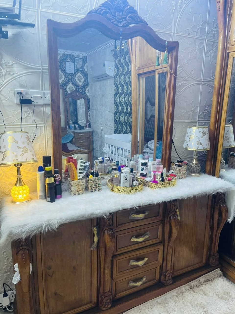 غرفه صاج عراقي تصميم تركي بعدهي جديده اليدات بعدهن بجيسهن اشتريتها ب 3 ملاين ونص امانه الله ورسوله
واريد  ابيعها بمليونين ونص وبيها مجال مكانها بغداد حي العامل لحد يكسر بسعرها لان الغرفه جديده @إشارة


**إذا كنت صاحب هذا الإعلان وتريد حذفه لأي سبب، رجاءا أرسل رسالة إلى الدعم الفني**