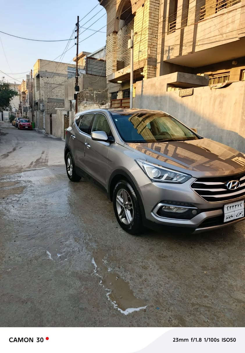 سلام عليكم
سنتافي للبيع موديل2018امريكي حادثها بسيط مكاني بلديات بغداد
سياره جديده جاهزه للخير 
سونار السياره موجود مرفق بالمنشور 
محرك وكير مكفولات تبريد تدفئه شرط 
السعر 146بيها مجال 
الاتصال***********
