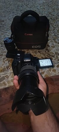 كانون 750دي • شاشة لمس قلاب • بطاريتين