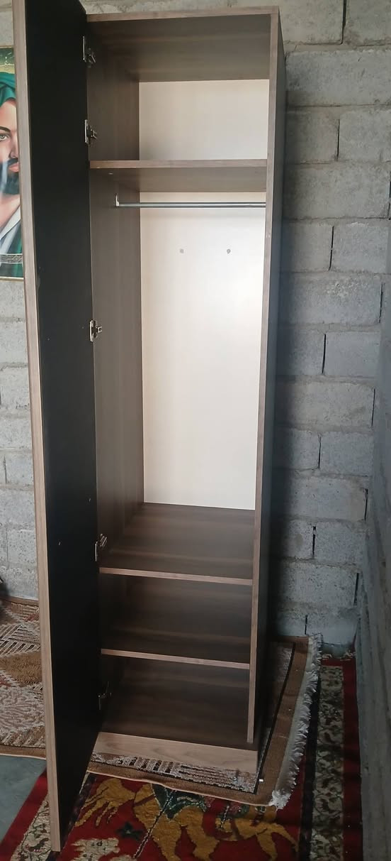 للبيع كنتور باب واحد اخو الجديد ماصارله ٥ يام من شدوه مكان بغداد سعر ب ١٠٠ وبيه مجال


**إذا كنت صاحب هذا الإعلان وتريد حذفه لأي سبب، رجاءا أرسل رسالة إلى الدعم الفني**