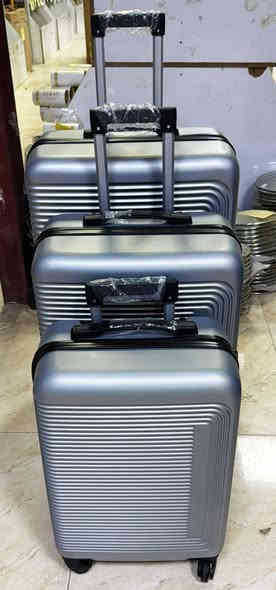 جنط سفر قياساتةمختلفة كوالتي ممتاز السعر
75 الف توصيل لجميع المحافظات العراق للطلب والاستفسار الاتصال على الرقم ***********
