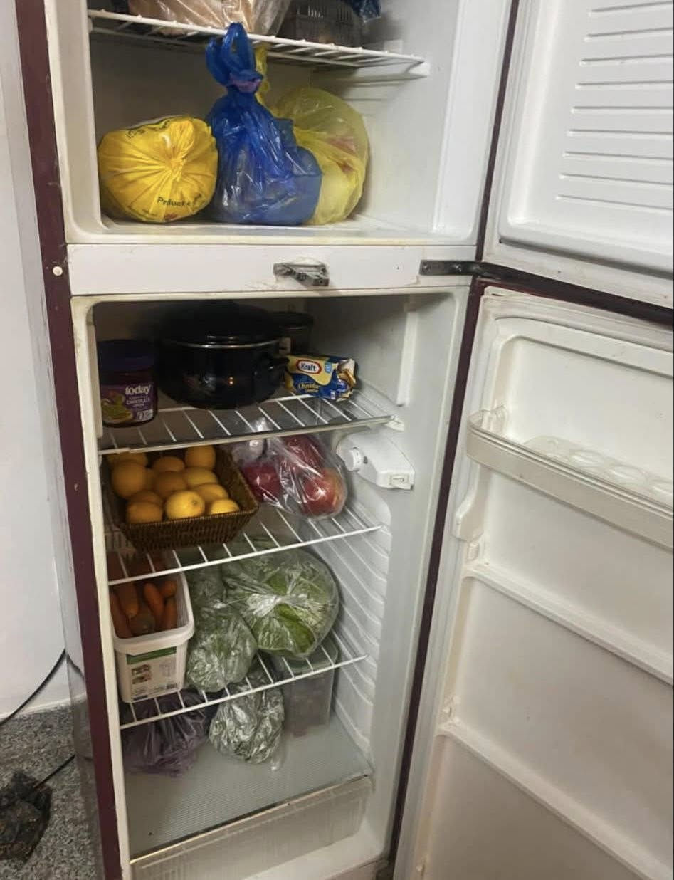 ثلاجة 12 قدم نظيفة جداً وخالية من الاضرار ، السعر 150 ، المكان القادسية


**إذا كنت صاحب هذا الإعلان وتريد حذفه لأي سبب، رجاءا أرسل رسالة إلى الدعم الفني**