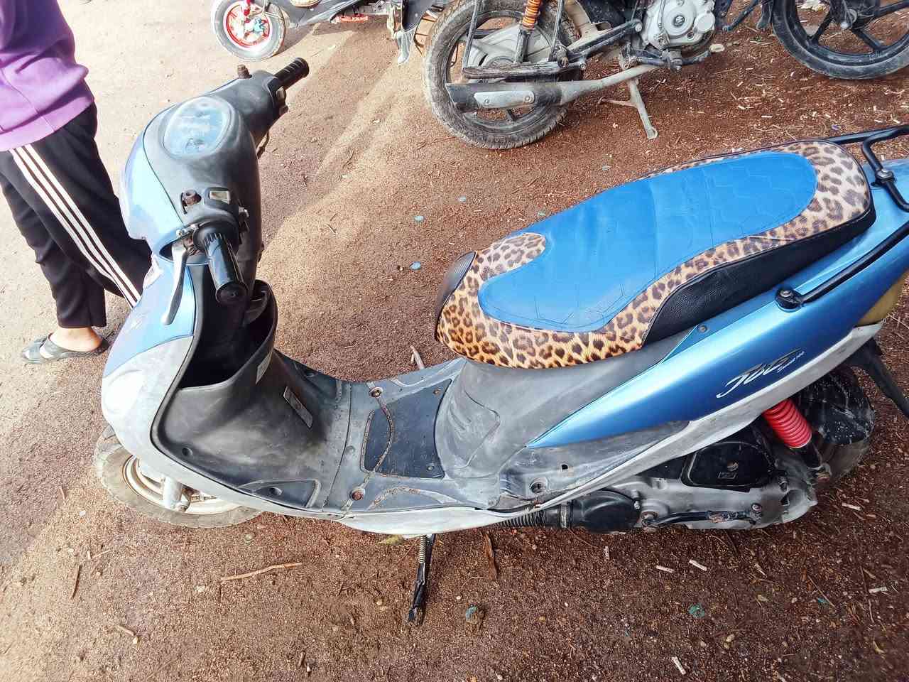 ماكس قجمه.     بوشه 55 كلجات رياضيه.    كلشي شغال سلف هندر.      سعر 625.    تفاصيل خاص


**إذا كنت صاحب هذا الإعلان وتريد حذفه لأي سبب، رجاءا أرسل رسالة إلى الدعم الفني**