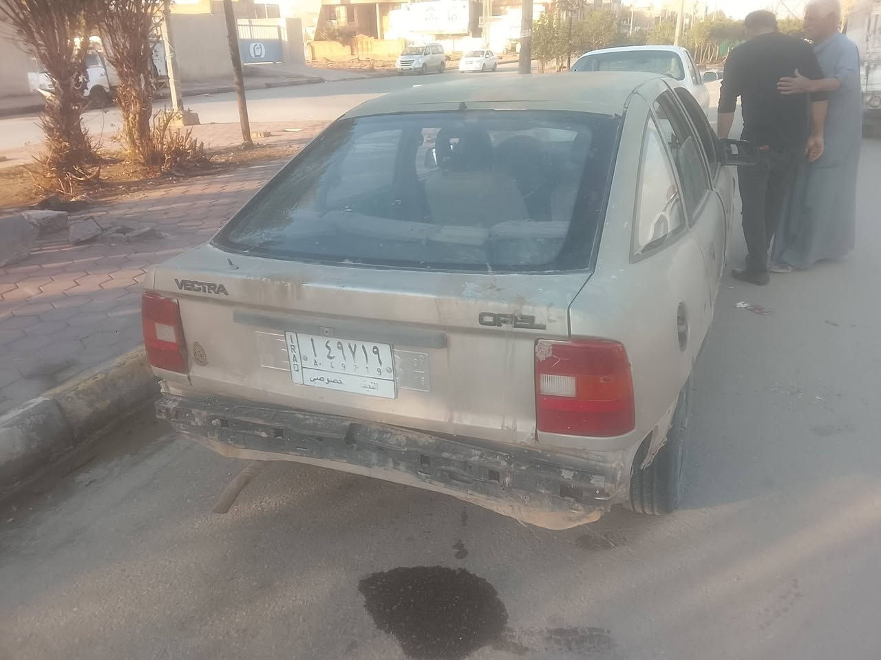 سياره فكترا للبيع رقم نجف
مكالف للنشر 
مكان السياره كوت 
غير متواجد عل فيس
رقم راعيه***********
