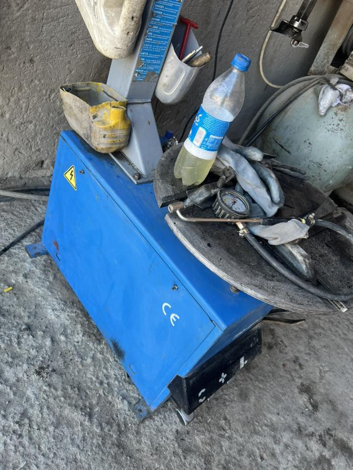 السلام عليكم خالعه ٢٢ مستخدمه ٢٠ يوم فقط مثل ماموضح بلصوره للبيع او مراوس بخالعه ٢٤ حسب القناعه ***********
