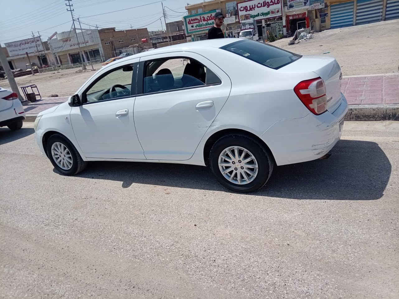 كوبلت موديل ١٨ مكينه بيه تبخير قليل  كير كفاله صدر حداديه خير من الله كهربائيات كله شغاله سياره ناعمه تبريد ثلج رقم واسط سنويه ٢٩ تحويل مباشر بيه طخه باب الخلف الصدر السعر ٨٥  وبيه مجال قليل مكان سياره كوت مركز مدينه ***********
