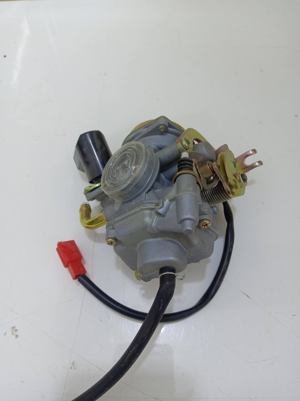 غراض ماكس للبيع كلهن ب 100
ملف +قايش جلاتين+بوشه وبستم +زوج تواير باكستاني+كابريتر A+باتري جديد ما مستعمل
 واتس ***********
