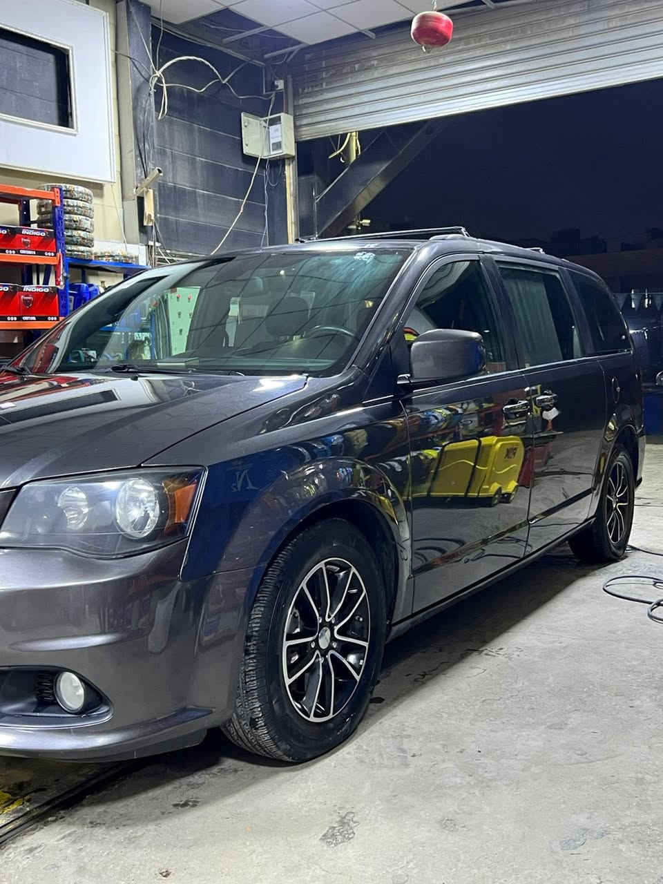 سلام عليكم دوج كرفان (2019) (GT) فول موصفات ثلاث قطع تبريد تحكم ستيرن تثبيت سرعه أبواب كهربائي جنطة كهربائي كشنات بلع كهربائي بردات بلاد تشغيل عن بعد مكينه كير خير من الله مكينه (3600) صدر امام خلفي خير من الله السيارة كامله ما بيه نقص ماشيه(109)كيلو الحادث بصيط جدا موضح بل منشور : السعر( 186) وبيه مجال الشراي بدون زحمه ال مو شراي لا يتعبني ولا يكسر بحلالي ***********  عنواني بغداد 📍🔥🔥🔥 ومتواجد بسامرا بين فتره وفتره
