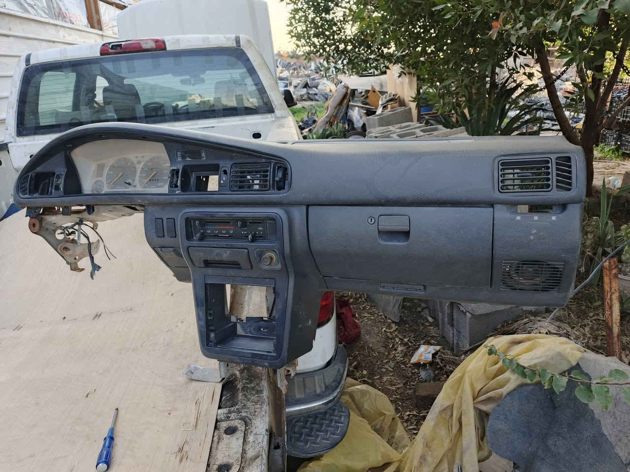 سلام عليكم
متوفر بعض غراض فاره 
للتواصل :***********
