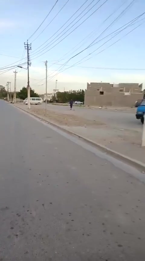 السلام عليكم بيت مثل مشوفون المساحه ٨٥ في حي الفرات قرب الشارع مقابيله تشجير يباع بسعر قطعه ارض السعر جدا مناسب اي استفسار الاتصال برقم ***********
