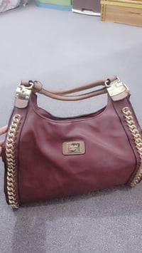 جلد طبيعي • جديد • يباع بالوحدة