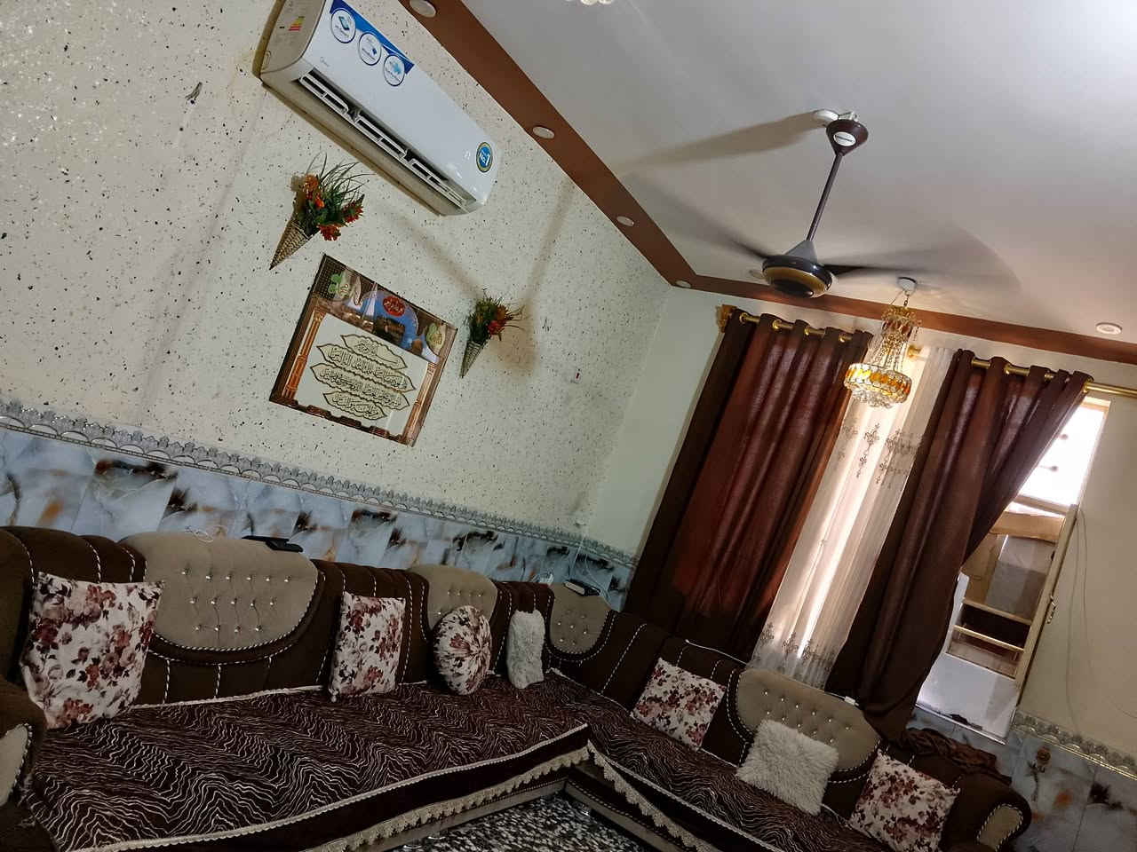 بيت للبيع ملك زراعي سنه 25 المساحه 60 متر طابقين ركن عرض الفرع اربعه امتار سعر خاص وهذا وهذا رقم الموبايل ***********
