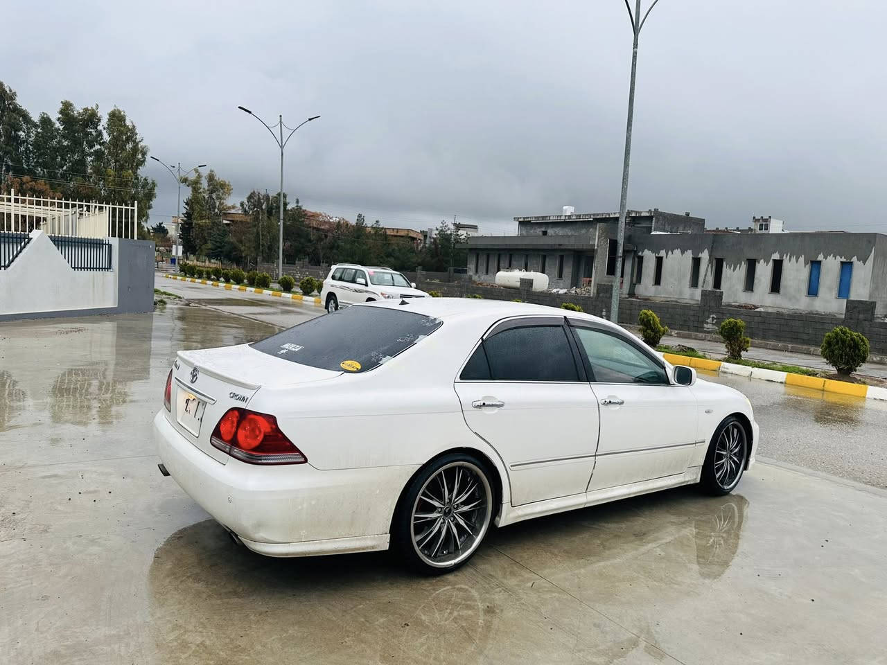 بەناوی خوای گەورە 

ماشاءالله  لە ماڵی هەموو لایەک 

Toyota crown shahina V6  2005
بڕاوە بڕاوە بڕاوە 
١٨٢ لۆک ✅
مواسەفات ٣ دوگمە 🤍
بێ بۆیاخ
بێ دەعموو لێ دراو 
کوشنو دەشبولی زۆر جوانە هیچ دراویو شوختو شکاوی نیە لۆک لۆکە
٥بەسمە GPSمواسەفات شاشە 
سێ دوگمە ساج سور ❤️
گێر مەکینە کارەبای تەقەو رەقە هەموو گیانی بەشەرت ✅
سەیارەکە جوانو خاوێنو بێ مەسرەفە جرکەی تێدا نییە 👍🏻
سعر ٥٦ مەجالێ کەم 

*********** 
هەموو شتێکی لەسەرە موشتەری تەلەفون کە لە خزمەتام 🤍

