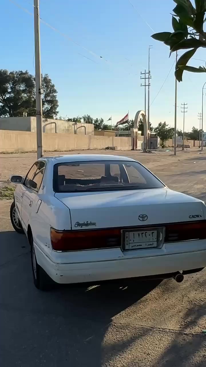 سلام عليكم سياره بطة 
مكفوله من الكص والشواصي 
كير ومكينه مكفولات 
مكينه ماصارللهه 4اشهر من مشدوده بالسياره 
وبيهه ملاحضات بلبدي وبس السياره مامصبوخه
السعر 52وبيهه مجال قليل مكاني بصرة خور الزبير
رقم ***********
