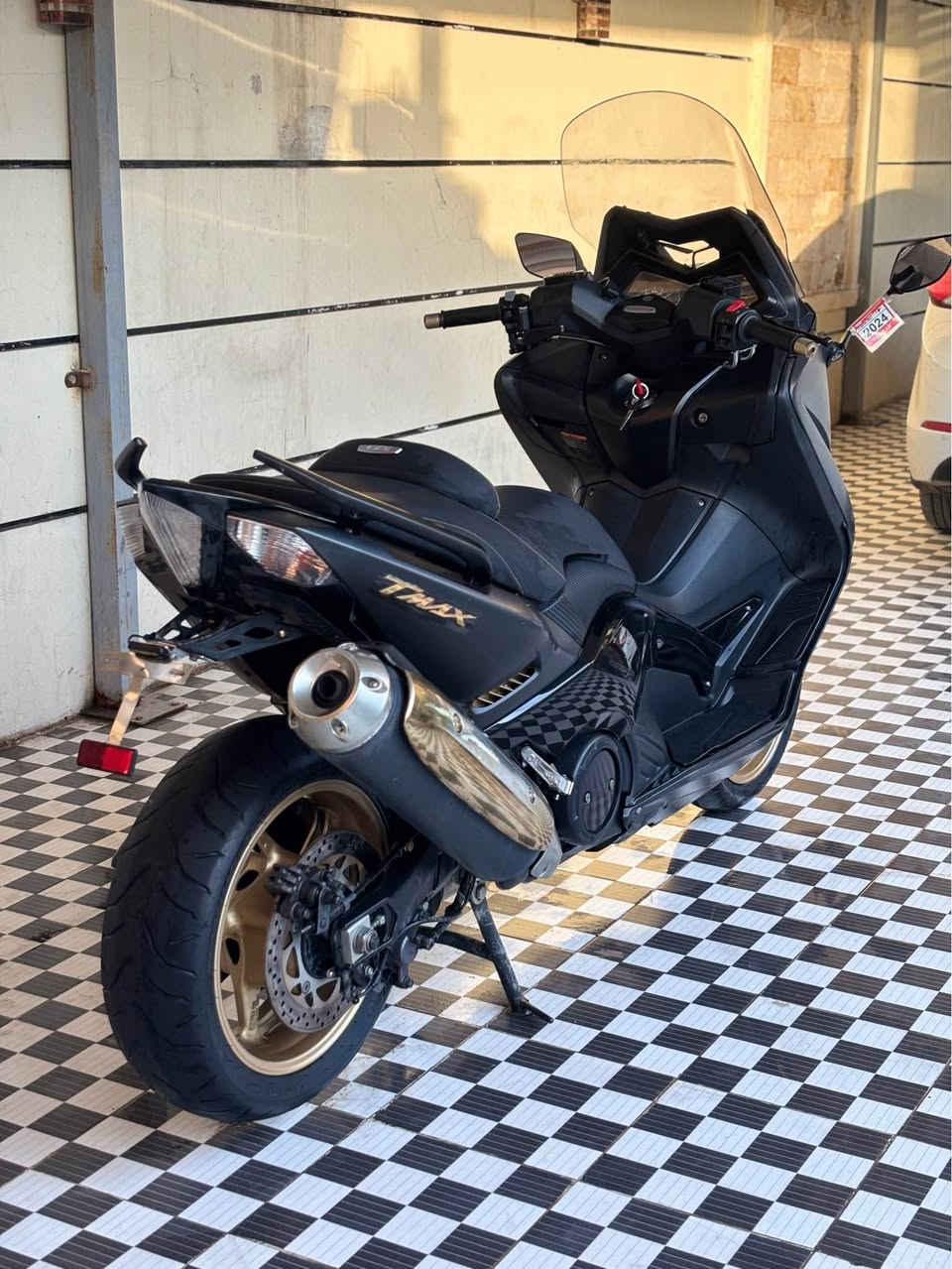 السلام عليكم تي ماكس ابلاك ماكس 2015دراجه يابانيه علا صوره المزاد دراجه مكفوله من كلشي
نضاف 100/100
اي ابي اس 
تايرات يابانيه 
مكان بغداد الستفسار اتصال 📞 

‭0771 169 2245‬ بغداد, العراق
