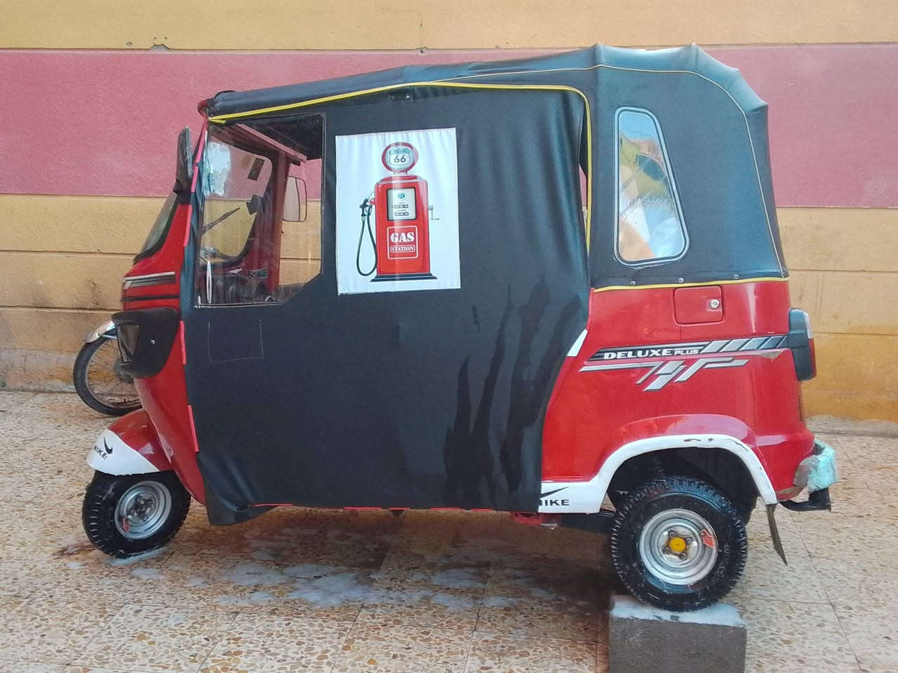 السلام عليكم متاح تكتك تي في اس رقم وسنويه  مكاني البصرة امل الداخلي  التكتك كفاله. الموديل 22/ ***********
