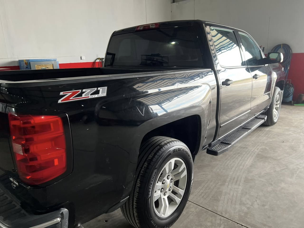 سلام علیک سلفرادو مودیل ٢٠١٥رقم أربيل بسمي مكفول كفال عام  سيار حيل نضيف كير محرك   بشرت   كشن تبريد تتقي  كشن كهرباي   سيار Z71فول موصفات باب طويل بودي قصير مرغوب 

***********
