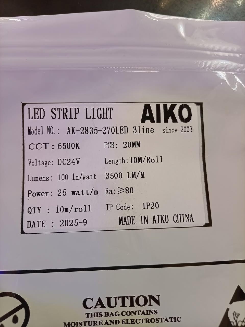 نشره 24 فولت ديسي من شركة Aiko 
20mm
10m
3LED
6500k
4000k


**إذا كنت صاحب هذا الإعلان وتريد حذفه لأي سبب، رجاءا أرسل رسالة إلى الدعم الفني**