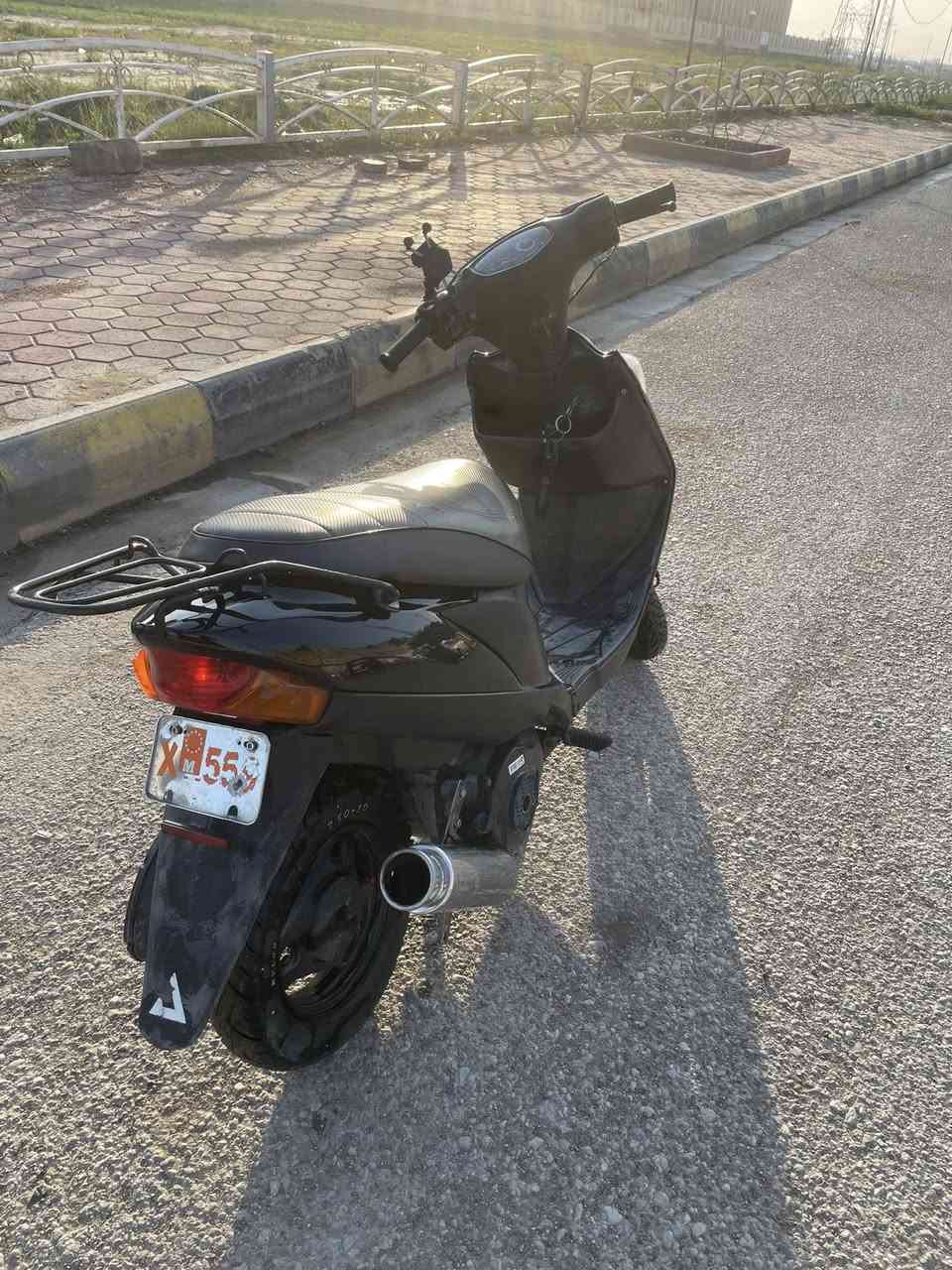 ادرس قديم للبيع الدراجه مكينه ممفتوح الدراجه خير من الله محور كابريتر السعر ٤٥٠ وبيها مجال دراجه كامله كل نقص مابيها العنوان كوت الرقم ‭٠٧٧٦ ٣٦٤ ٦٩٣٧‬او مراوس ب ماكس او بوليس
