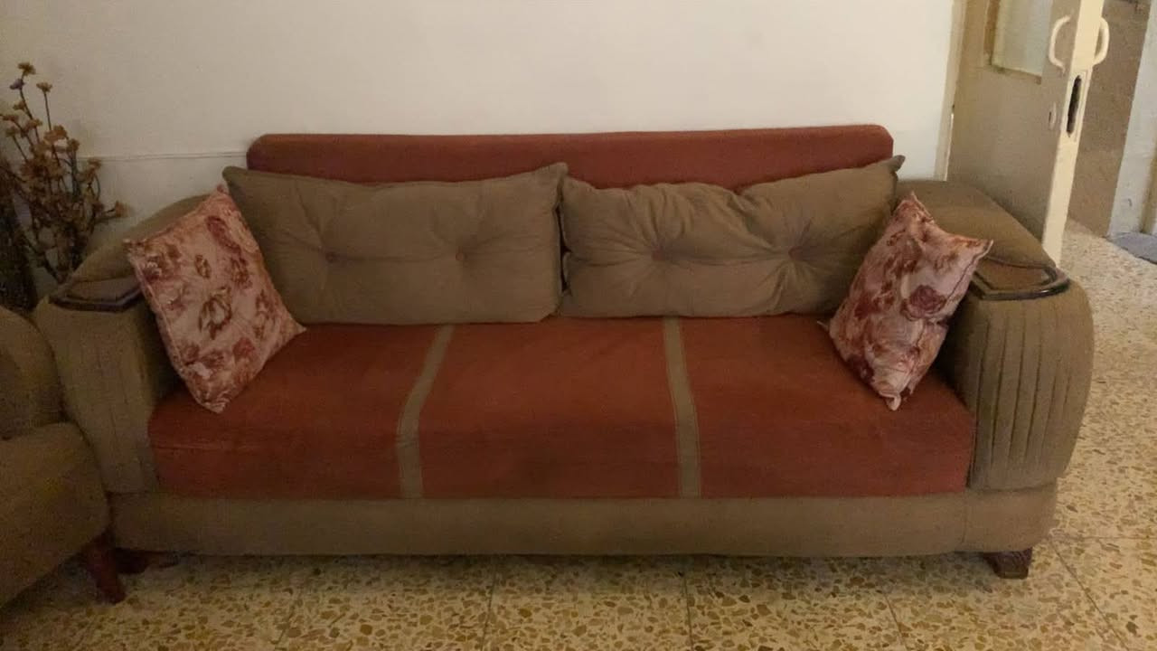 تخم مستعمل 10 مقاعد للبيع 
سعر 550 وبي مجال


**إذا كنت صاحب هذا الإعلان وتريد حذفه لأي سبب، رجاءا أرسل رسالة إلى الدعم الفني**