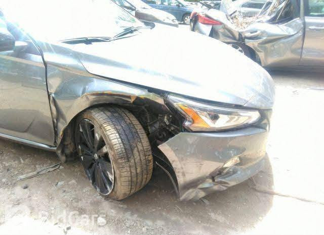 التيما 2022 SR ميدنايت فور ويل
التيما 2022
SR
Midnight 
AWD
ماشية 120 الف #كيلو
وارد امريكي
رقم اربيل
بدون اي قطرة صبغ
حادثها چاملغ السكن مبدل نفس اللون
مكانها تكريت
سيارة تحفه ما ناقصها اي شي
السعر 145 ورقه 
وبيه مجال للشراي الجاد 

***********
***********
