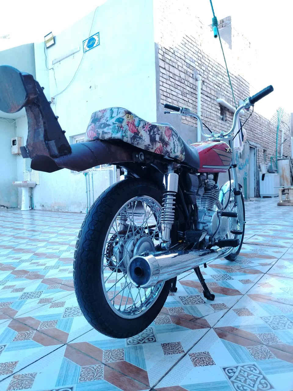 مكلف بلنشر
سلام عليكم شاصي ١٩ اوراق اصولي تعمير ٢٥ برغي مامفتوح بيهة غراض كلها جديدة نهضة ونعومة فول 🥱🫵🏿 شراي اتصل ***********
