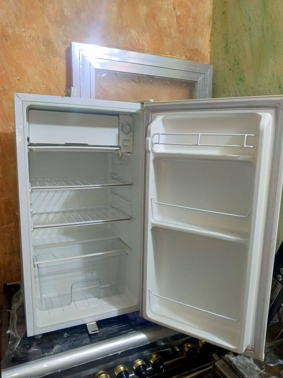 ثلاجه 12 قدم ما داخله تصليح ب ١٥٠
نضيفه مع لفحص والضمان


**إذا كنت صاحب هذا الإعلان وتريد حذفه لأي سبب، رجاءا أرسل رسالة إلى الدعم الفني**