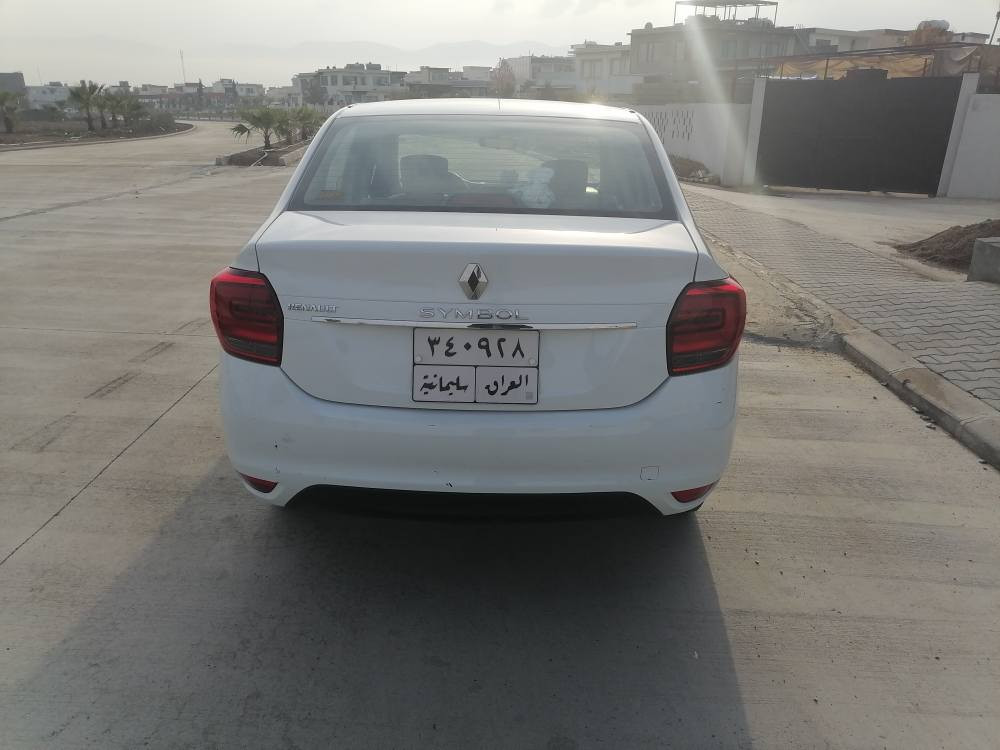 رینو سمبول 2019 سفری ئیره یه 
دوو سویچ و ده فته ری شه ریکه ی ماوه له سفره یەک پارچەی  بویاخە کامل مه سره ف کراوه بی مه سره فه  ته بریدو گه رمی گیر ئوتوماتیک  *********** السليمانية, العراق
