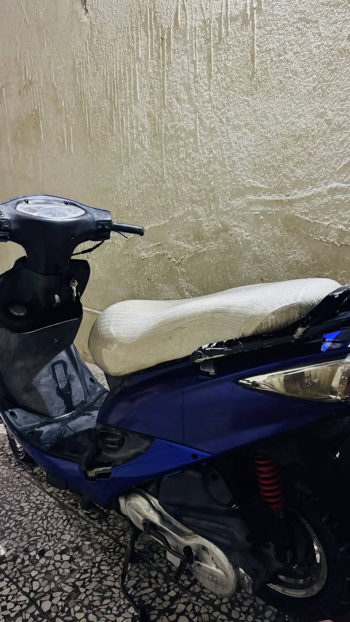 كامكو جي فور للبيع
كلشي شغاله بيها هندر سلف اشاير لايت بك لايت كيج بانزين دبلات دراجه كامله ما مفتوحه 

نجف حي الامير 

***********
