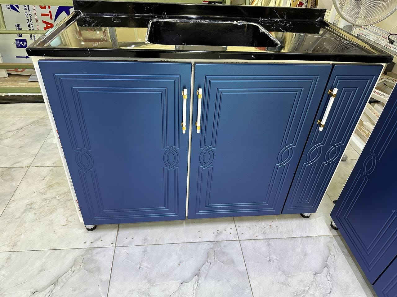 مطابخ الامير 💥جديد،💥 تفصال تزكام  
قياس 3 امتار مع فاترينه 
وسنك متر ونص. كامل مرمر
عنوان اربيل نقل حد بغداد علينا 
يتوفر نقل باقي محافضات 
للستفسار ع خاص او تساب ***********
