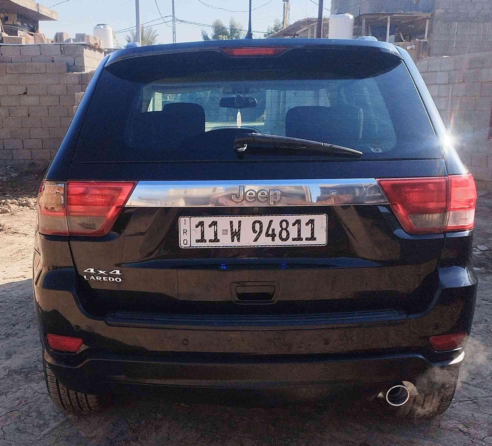 السلام عليكم لبيع  جيب لاريدو 2012 وارد امريكي  فول مواصفات السياره بها صبغ عام بدون كلبه السعر 122وبيها مجال العنوان بابل مسيب رقمي ***********
