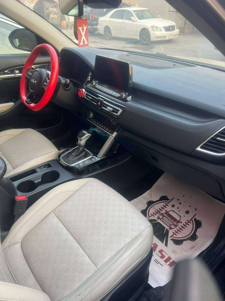 للبيع كيا سيليتوس موديل ٢٠٢٢ وارد امريكي فول مواصفات فتحه بصمه داخل ابيض مكينه ١٥٠٠ تيربو سونار مرفق السعر ١٦٥ وبيها مجال مكان سياره بغداد باقي تفاصيل الاتصال على الرقم  مكلف بلنشر الاتصال على الرقم فقط ***********
