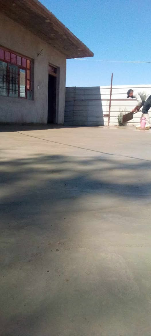 سلام وعليكم الي يحتاج

✅صبه ارضيه
✅صبه دنك
✅صبه قسطل
✅صبه سقف
✅صبه ارصفه
✅جميع اصناف الصب
✅تصفيط بادلو +تشليع
✅قلع الكاشي تكشيط الجدار
✅تصعيد مواد طوابق +توزيع ارضي
✅تصليحات جص تشققات الداخليه
✅تصفير ارضيات +صب سكريد ليزر
✅تنظيف حدائق وزراعه النباتات
✅كافه اعمال البناء والكتف
✅ملاحظة اشتغل للايتام مجاني
✅الفقراء بنص القيمة
✅الماعندو رزقي ورزقه ع الله 
خبرني وتدلل ***********)(‏‪***********‬‏ )
ومن الله التوفيق
