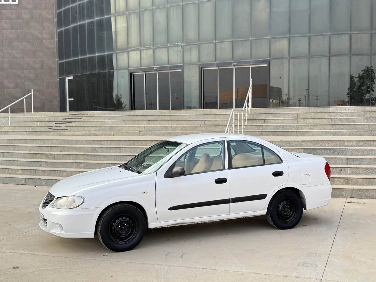 نيسان سني 2012 ياباني

رقم سليمانيه انكليزي 
سنويه لل 2026 شهر 11
 گیر محرك بشرط
قبل جان تكسي ومصبوغة ابيض 
ضرارها بس جاملغ خلفي 

***********   📞 

سعر : 69 ورقة وبيها مجال 
مكاني كركوك دةروازه
*********** واتساب كركوك, العراق
