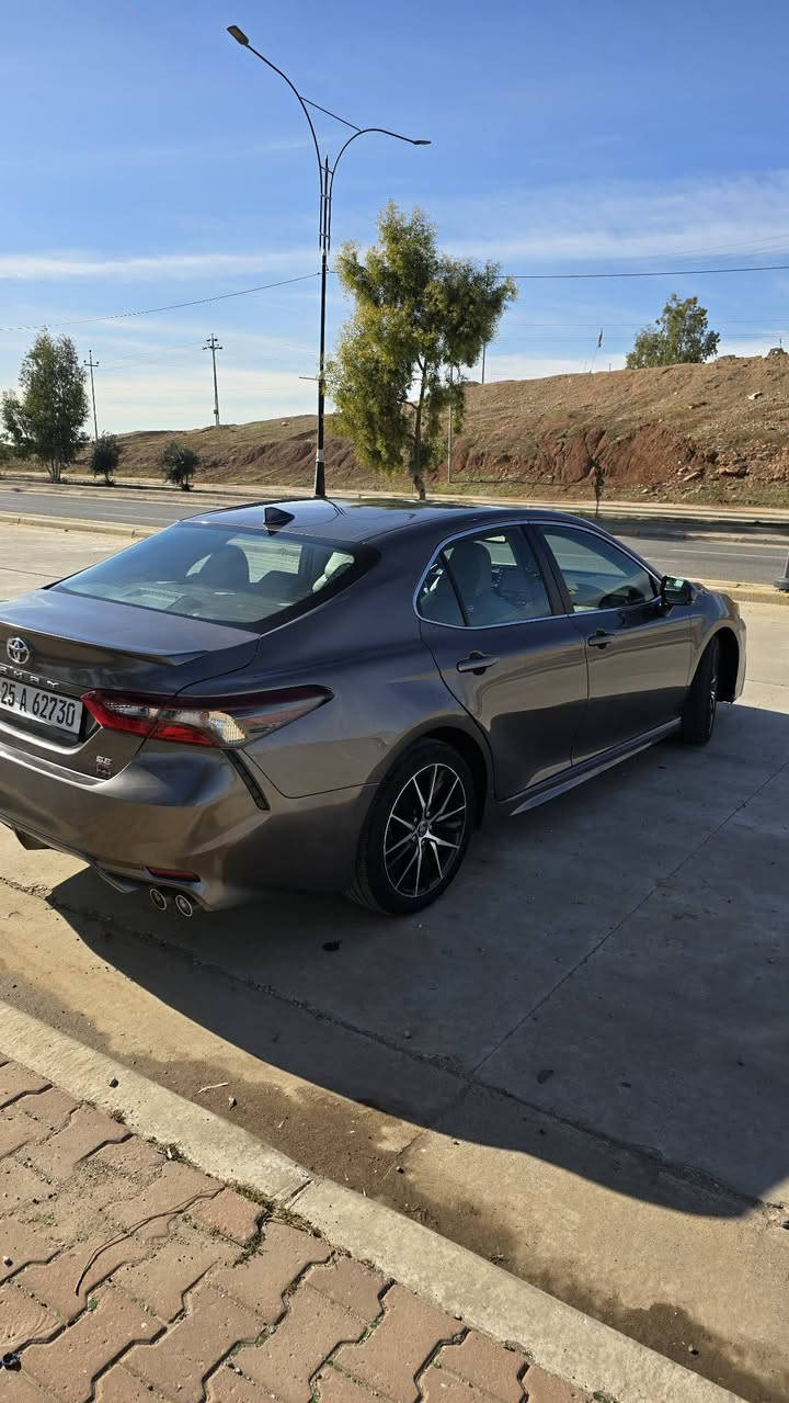 كامري  ٢٠٢٤ SE بلاص فول
رقم  كركوك دولي باسمي تحويل ثاني يوم 
ماشيه ٢٣
محرك ٤ سلندر ٢٥٠٠
مواصفات 
بصمة
تشغيل عن بعد 
داخل لونين
كشن جلد  
كشن كهرباء
تبريد قطعتين 
٣ مودات قياده
ايكو* نورمال *سبورت
فتحت سقف سلايت
كامرة خلفيه 
كشنات جلد 
شاشه ابل كار بلي 
رادار امامي 
رادارات خلفيه
نقط عمياء 
تحديد مسار 
كير محرك شرط 
بجم كبس 
ضررها صبغ  جامرلغ خلف السايق 
والصندوك ورش باب خلف السايق 
بدون ايرباك
رقم الشاصي 
4T1S11AKXRU886356
وللتفاصيل اكثر هذا رقمي 
*********** واتساب 
السعر ٢٠٥ بي مجال بسيط
مكاني كركوك
