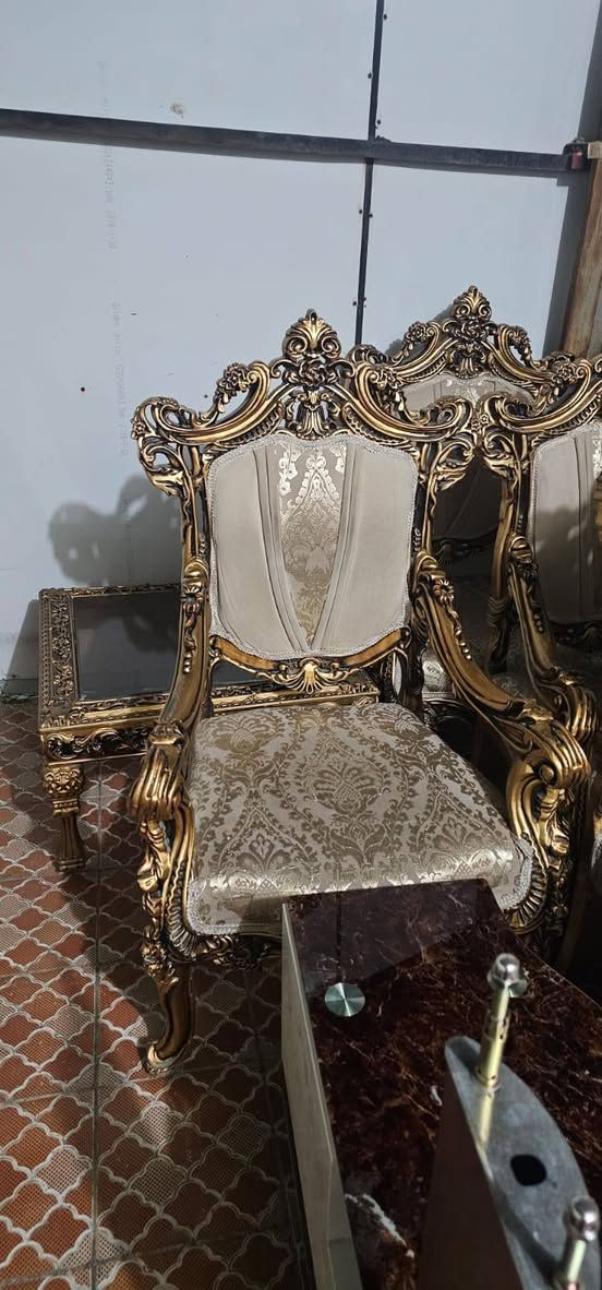 سلام عليكم
تخم ملكي نضافه 100/100
10 مقاعد
4 كراسي
وثنين كبار
وطبلاتهن
السعر 450 وبي مجال
ناصريه مدينه الصدر
***********
